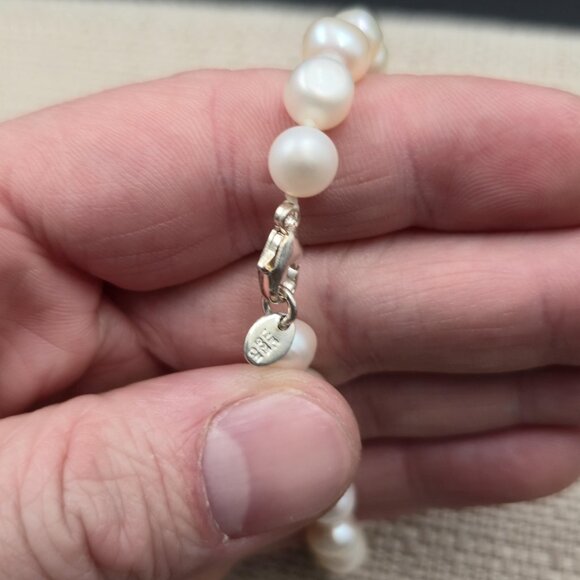 7.5 Inch Sterling Silver Simple Genuine Pearls Bracelet B820 - Picture 4 of 6